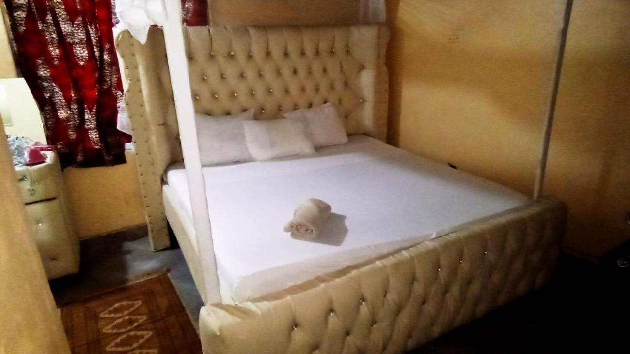 Baba Lao Hotel Malindi Kültér fotó